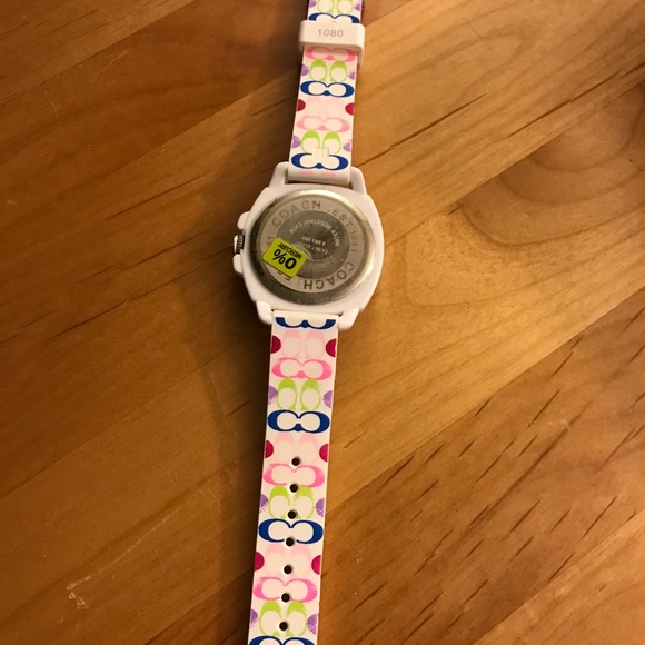 White coach watch - Picture 3 of 3